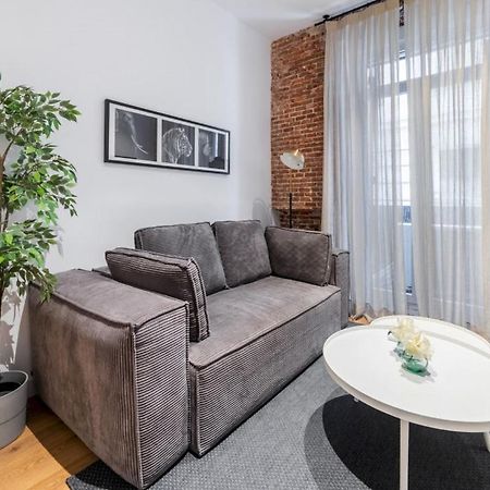 2 Bedrooms 1 Bathroom Furnished - Centro - Equipped & Stylish - Minty Stay Madrid Eksteriør bilde