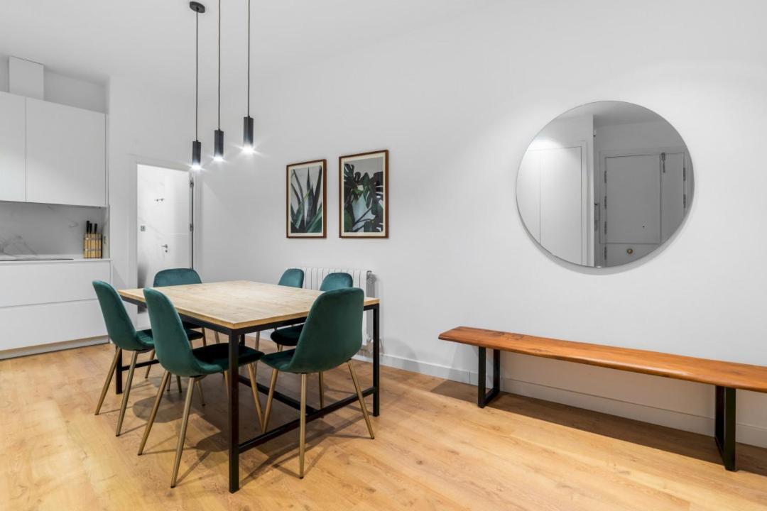 2 Bedrooms 1 Bathroom Furnished - Centro - Equipped & Stylish - Minty Stay Madrid Eksteriør bilde
