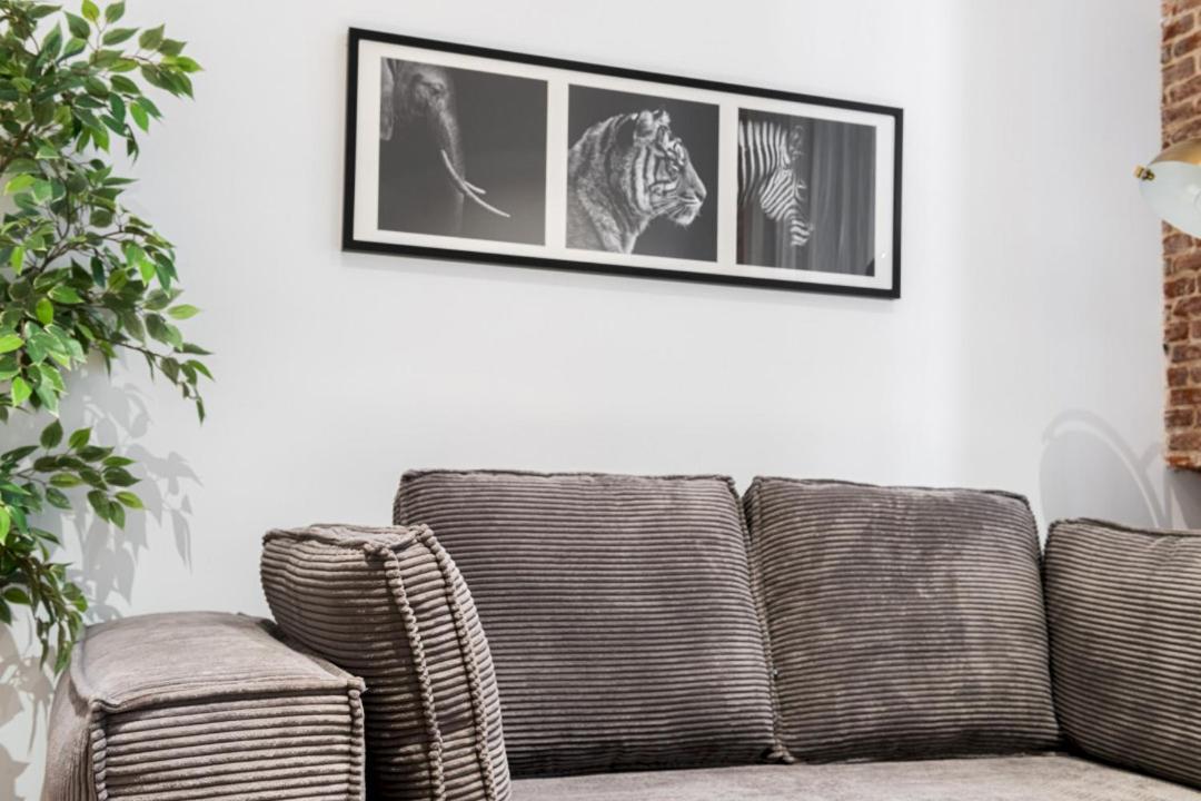 2 Bedrooms 1 Bathroom Furnished - Centro - Equipped & Stylish - Minty Stay Madrid Eksteriør bilde